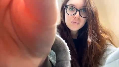 manymonrow online show from March 17, 2026, 6:06 am