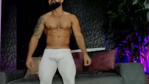 MAOFENIX online show from December 22, 2025, 7:11 pm