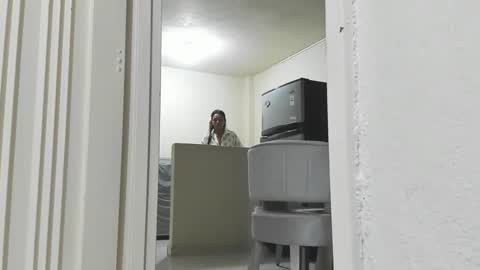 Snapshot of mara2020xxx69 chatting on April 6, 2026, 11:44 am Mara online show from April 6, 2026, 11:44 am