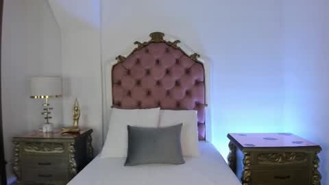 Snapshot of mara_betancurt chatting on November 17, 2025, 3:45 am Mara online show from November 17, 2025, 3:45 am