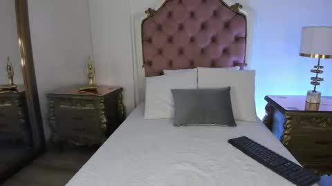 Snapshot of mara_betancurt chatting on November 21, 2025, 4:11 am Mara online show from November 21, 2025, 4:11 am