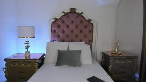 Snapshot of mara_betancurt chatting on November 25, 2025, 3:28 am Mara online show from November 25, 2025, 3:28 am