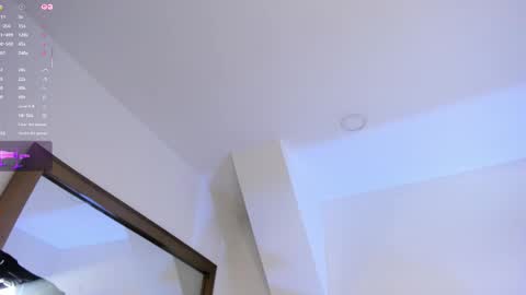 Snapshot of mara_betancurt chatting on December 20, 2025, 4:52 am Mara online show from December 20, 2025, 4:52 am