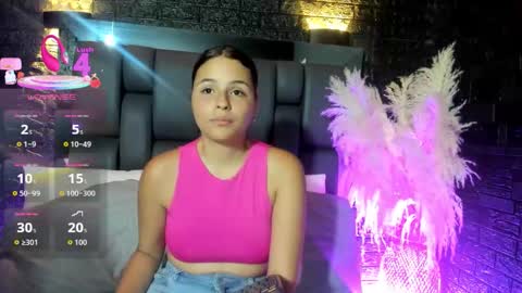 maraa_rivera online show from November 7, 2025, 7:25 pm