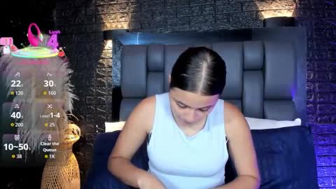 maraa_rivera online show from November 17, 2025, 7:08 pm
