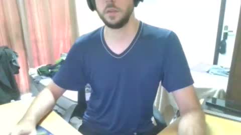 marazian_16 online show from May 22, 2026, 8:03 pm