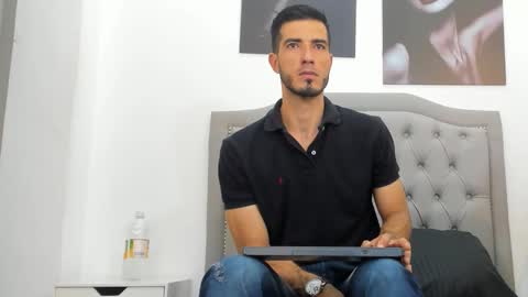 Snapshot of marc_ruffalo chatting on February 3, 2026, 7:41 pm Marc Ruffalo online show from February 3, 2026, 7:41 pm