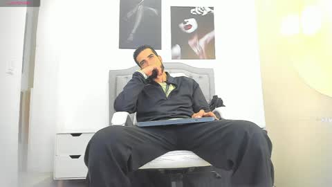 Marc Ruffalo online show from March 21, 2026, 11:37 am