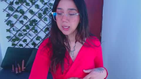 Snapshot of marce_bunny chatting on November 15, 2025, 2:13 pm Marcela online show from November 15, 2025, 2:13 pm