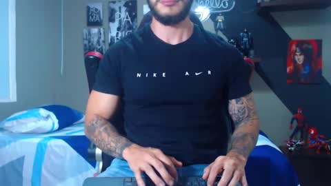 Snapshot of marcel_craw0796 chatting on December 18, 2025, 12:33 pm MARCEL online show from December 18, 2025, 12:33 pm