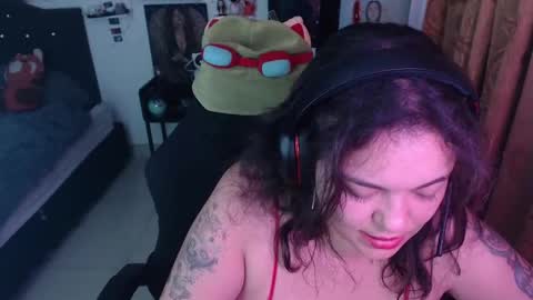 marcela2101 online show from March 10, 2025, 11:49 pm