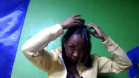 Snapshot of marcela699987 chatting on June 9, 2026, 12:17 pm marcela699987 online show from June 9, 2026, 12:17 pm