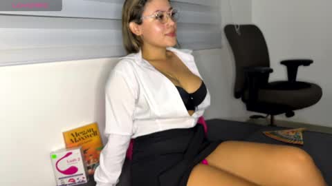 Snapshot of marcela_cositarica chatting on May 6, 2026, 2:08 am marcela_cositarica online show from May 6, 2026, 2:08 am