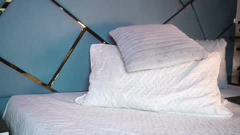 marcela_rojas online show from November 30, 2025, 11:36 am