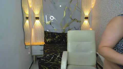 marcela_silva online show from November 25, 2025, 12:38 pm