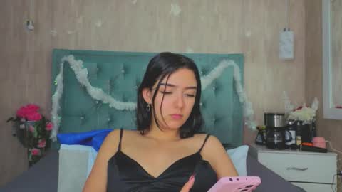 Snapshot of marcelaa_fox chatting on December 18, 2025, 10:16 pm Marcela online show from December 18, 2025, 10:16 pm