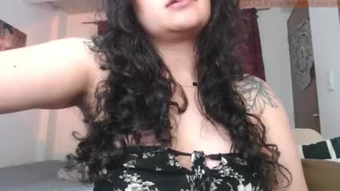 Snapshot of marceline_uu chatting on January 15, 2026, 5:27 pm M A R C I online show from January 15, 2026, 5:27 pm