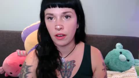 MarcelineAltaria online show from September 24, 2025, 2:15 am