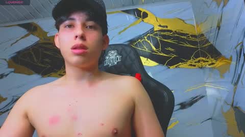 marcelo_boy online show from October 27, 2025, 1:59 pm