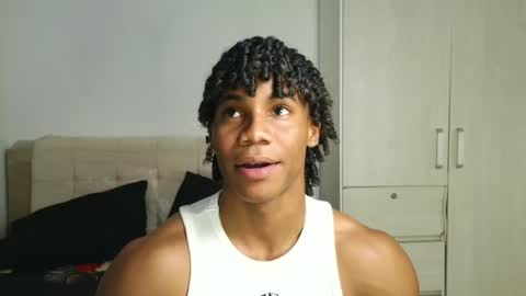 Snapshot of marcelo_dosantos77 chatting on May 31, 2026, 8:43 pm MARCELO online show from May 31, 2026, 8:43 pm