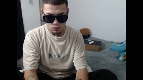 marcelo_m1lk online show from September 12, 2025, 1:11 pm