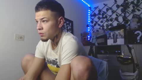 marcelo_m1lk online show from November 7, 2025, 5:40 am