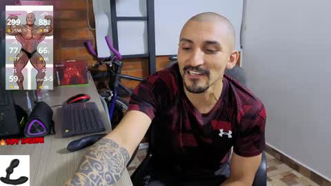 Snapshot of marckmuscle chatting on June 4, 2026, 1:55 am Marck Independent model online show from June 4, 2026, 1:55 am