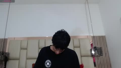 Snapshot of marckpassion chatting on February 4, 2025, 12:55 pm Marck online show from February 4, 2025, 12:55 pm