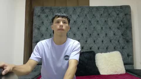 Snapshot of marckpassion chatting on March 5, 2025, 1:06 pm Marck online show from March 5, 2025, 1:06 pm