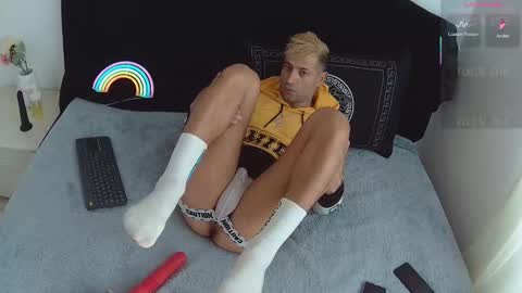 silas online show from October 31, 2025, 7:09 am