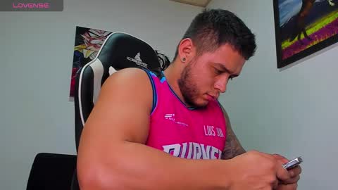Snapshot of marco_diaz1 chatting on October 9, 2025, 1:36 am Marco Diaz online show from October 9, 2025, 1:36 am