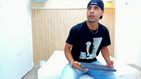 Snapshot of marco_spencer chatting on November 10, 2025, 3:11 pm MARCO online show from November 10, 2025, 3:11 pm