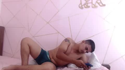 marcus and violett online show from April 15, 2026, 7:58 pm