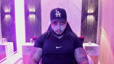 Snapshot of marcus_fit1 chatting on October 21, 2025, 1:28 am Marcus online show from October 21, 2025, 1:28 am