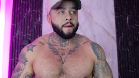 Snapshot of marcus_fit1 chatting on February 4, 2026, 2:50 am Marcus online show from February 4, 2026, 2:50 am