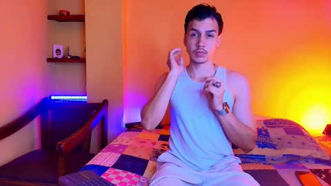 Snapshot of marcus_hanks chatting on October 7, 2025, 4:42 am Marcus Hanks online show from October 7, 2025, 4:42 am