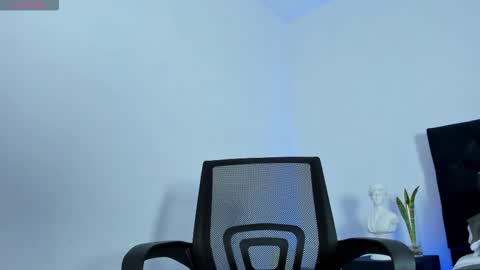 marcus_moreno online show from November 21, 2025, 8:18 pm