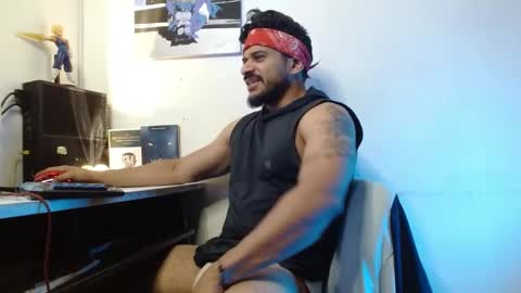 Snapshot of marcus_phoenix chatting on February 8, 2025, 4:57 am Marcus online show from February 8, 2025, 4:57 am