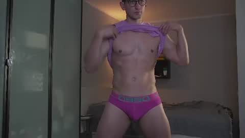 Snapshot of marcusdiamond chatting on July 11, 2026, 2:53 pm Marcus Diamond online show from July 11, 2026, 2:53 pm