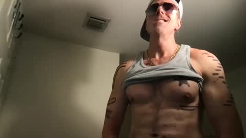 Snapshot of marcusripped1 chatting on February 5, 2025, 11:39 pm Marcus online show from February 5, 2025, 11:39 pm