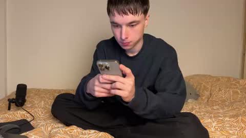 Snapshot of marcussmit chatting on June 26, 2026, 10:25 pm Marcus online show from June 26, 2026, 10:25 pm