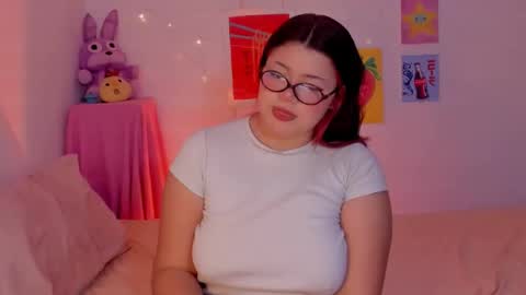Snapshot of marcy_grey chatting on March 25, 2026, 9:10 pm danna online show from March 25, 2026, 9:10 pm