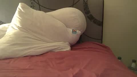 mardgeer_01 online show from October 12, 2025, 4:50 pm