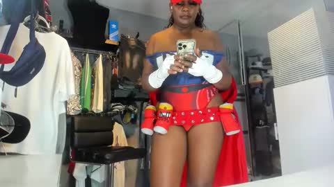 Snapshot of mareiaa chatting on October 31, 2025, 2:29 pm Mareia online show from October 31, 2025, 2:29 pm