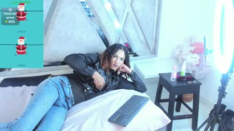 Snapshot of marfilastrom chatting on January 21, 2025, 6:43 am marfilastrom online show from January 21, 2025, 6:43 am