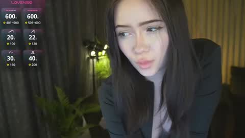 margaritagrey online show from April 10, 2026, 6:34 pm