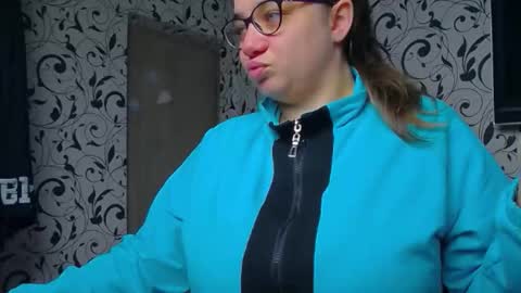 Snapshot of margosweet777 chatting on November 17, 2025, 8:09 am margosweet777 online show from November 17, 2025, 8:09 am