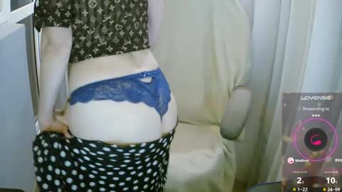 Mari online show from October 22, 2025, 10:20 pm