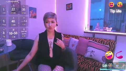 Snapshot of maria_fernandaxxx_ chatting on October 24, 2025, 5:48 am Maria fernanda online show from October 24, 2025, 5:48 am