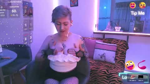 Snapshot of maria_fernandaxxx_ chatting on November 27, 2025, 10:23 pm Maria fernanda online show from November 27, 2025, 10:23 pm